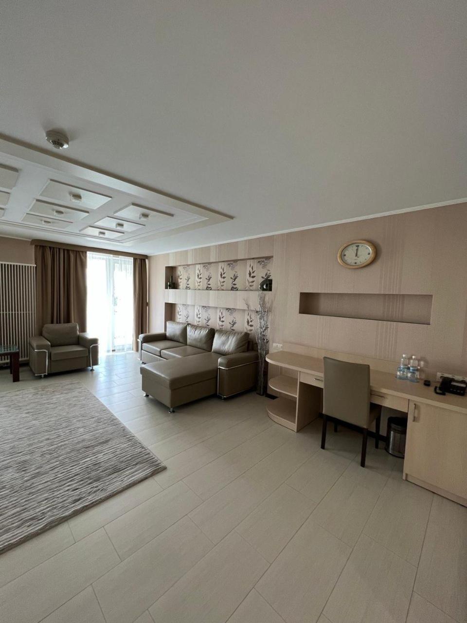 Grand-Marine Hotel & Spa Burlach'ya Balka Extérieur photo
