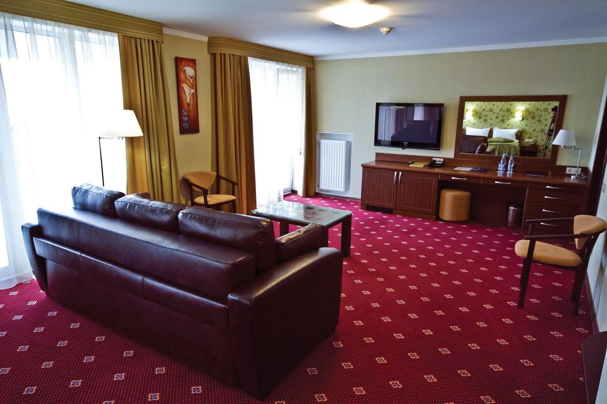 Grand-Marine Hotel & Spa Burlach'ya Balka Extérieur photo